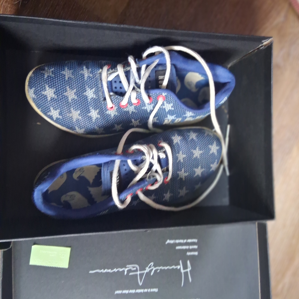 Blue Star Pattern Sneakers